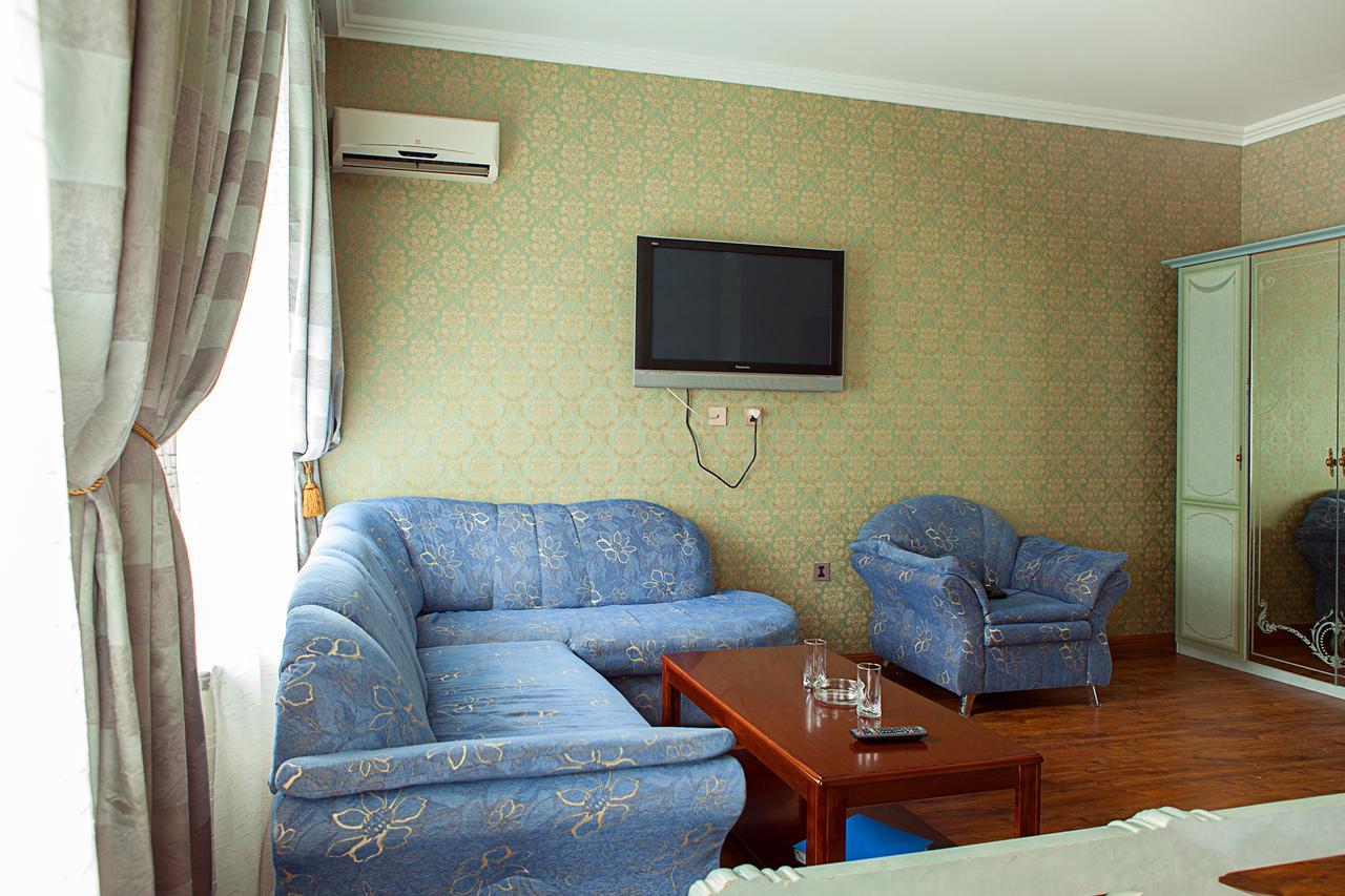 Hotel Topaz อัสตานา ภายนอก รูปภาพ